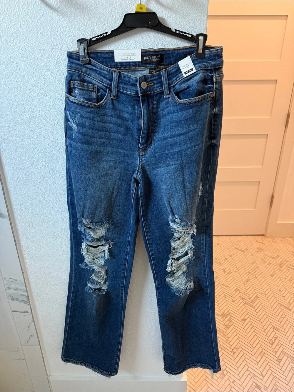 Judy Blue Women's Ripped Medium Blue, Mid-rise Boyfriend Jeans